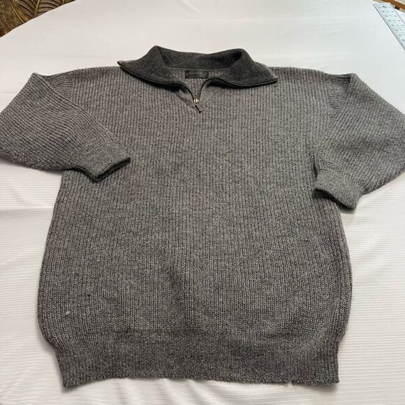 Alpaca Men’s Grey 100% Alpaca Sweater Size Small - Picture 1 of 7